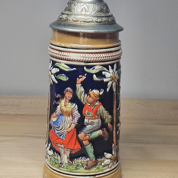 Vintage Golden Crown E&R Western Germany Beer Stein, lidded Beer Stein 9inch - Picture 8 of 13